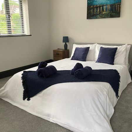 Little Elm - Luxury Home From Home, Free Parking, 30-40 Mins Walk From Bath City Centre Bagian luar foto
