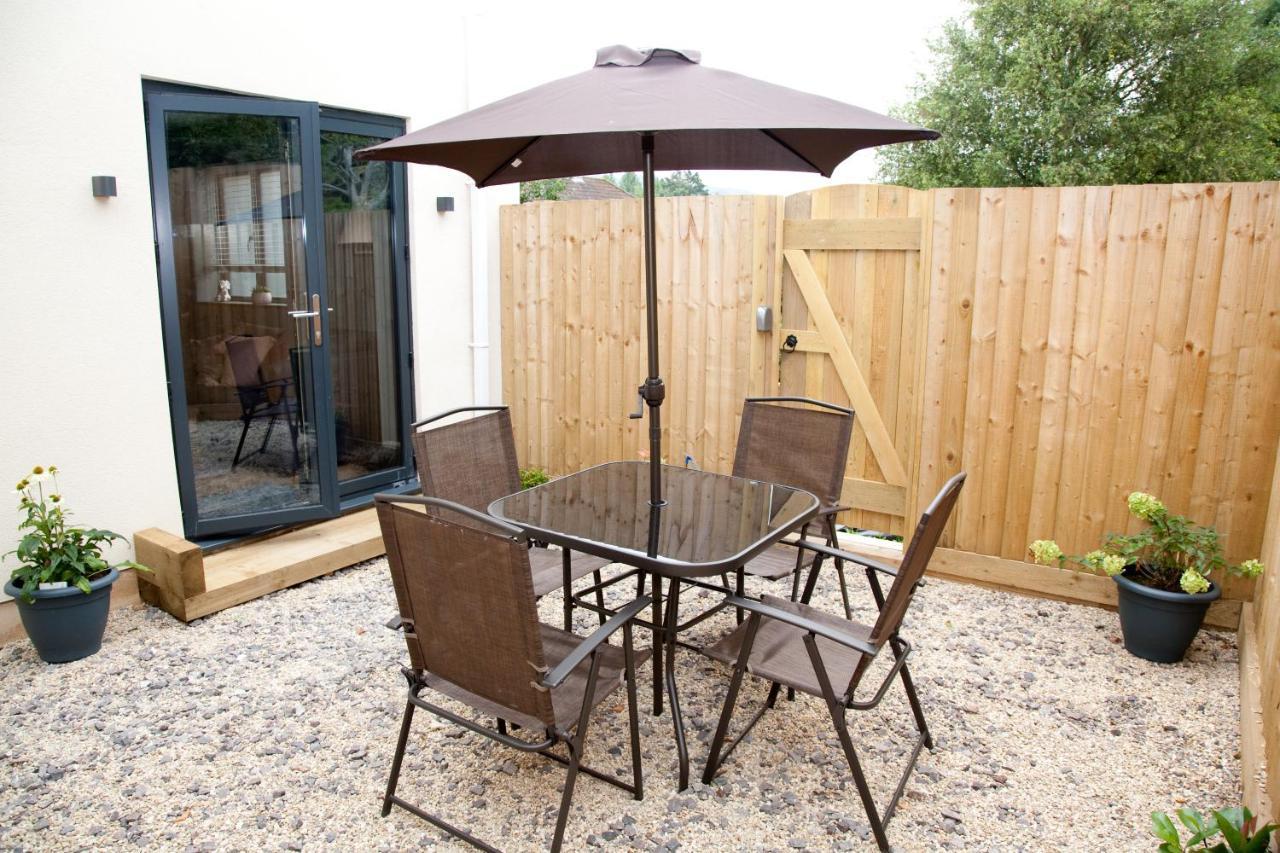 Little Elm - Luxury Home From Home, Free Parking, 30-40 Mins Walk From Bath City Centre Bagian luar foto